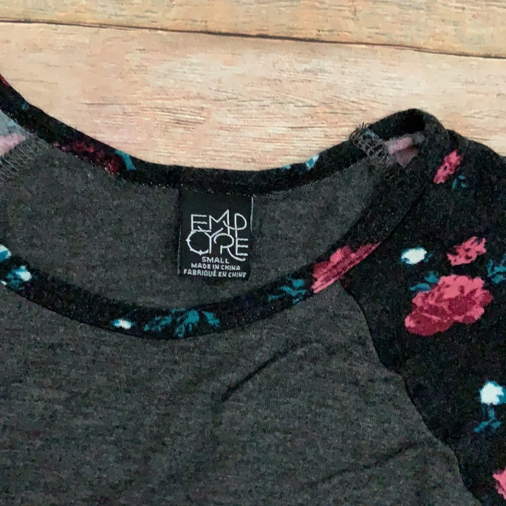 Empyre Raglan Tee - Picture 2 of 6